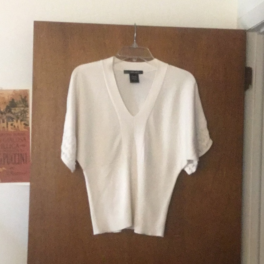 Lightweight batwing sweater